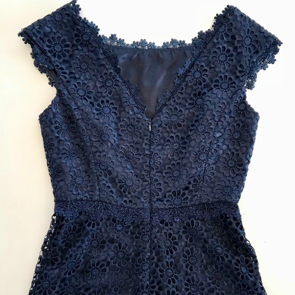 Laundry By Shelli Segal Lace Dress - Picture 6 of 8